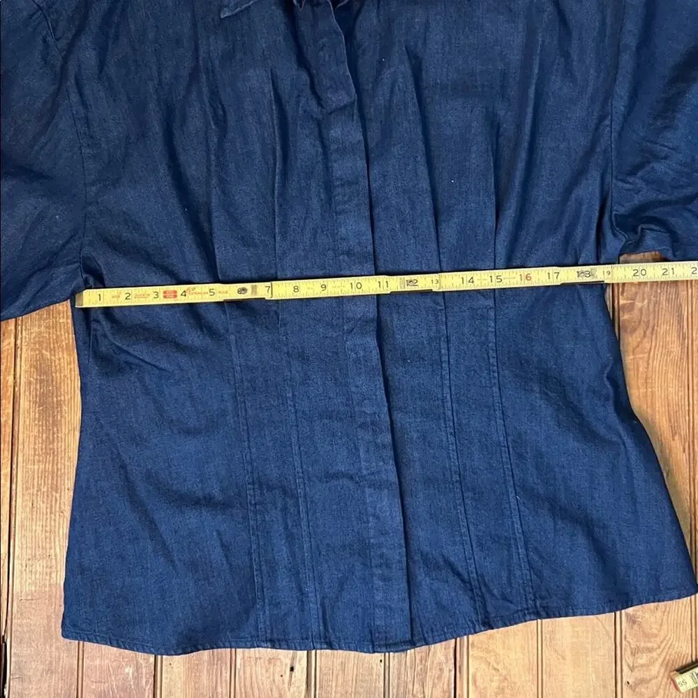 Banana Republic women’s shirt fitted denim chambray long sleeve Button-Up Shirt - Picture 3 of 7